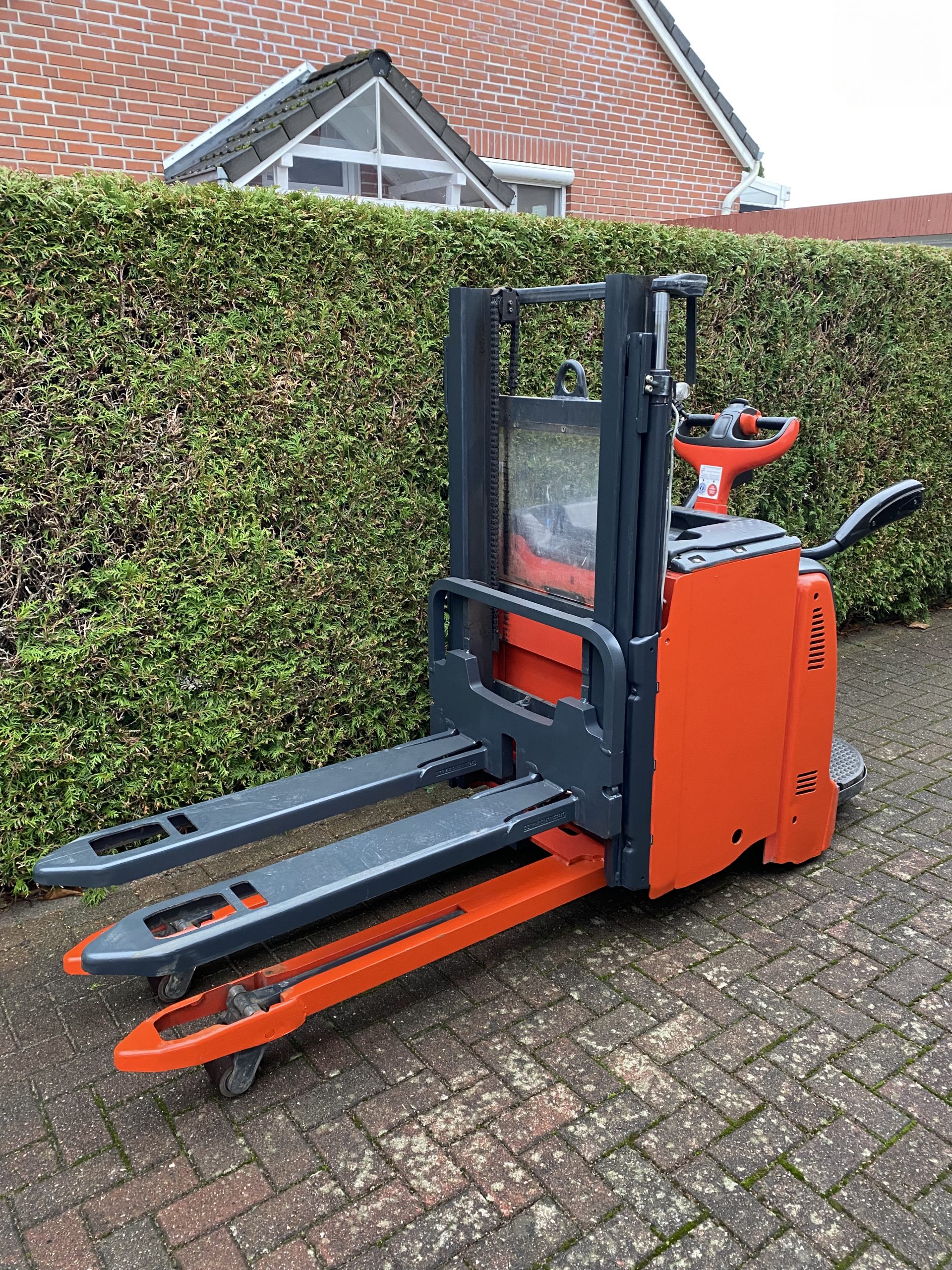 #1 Linde L12L AP Hochhubwagen – Bild 4