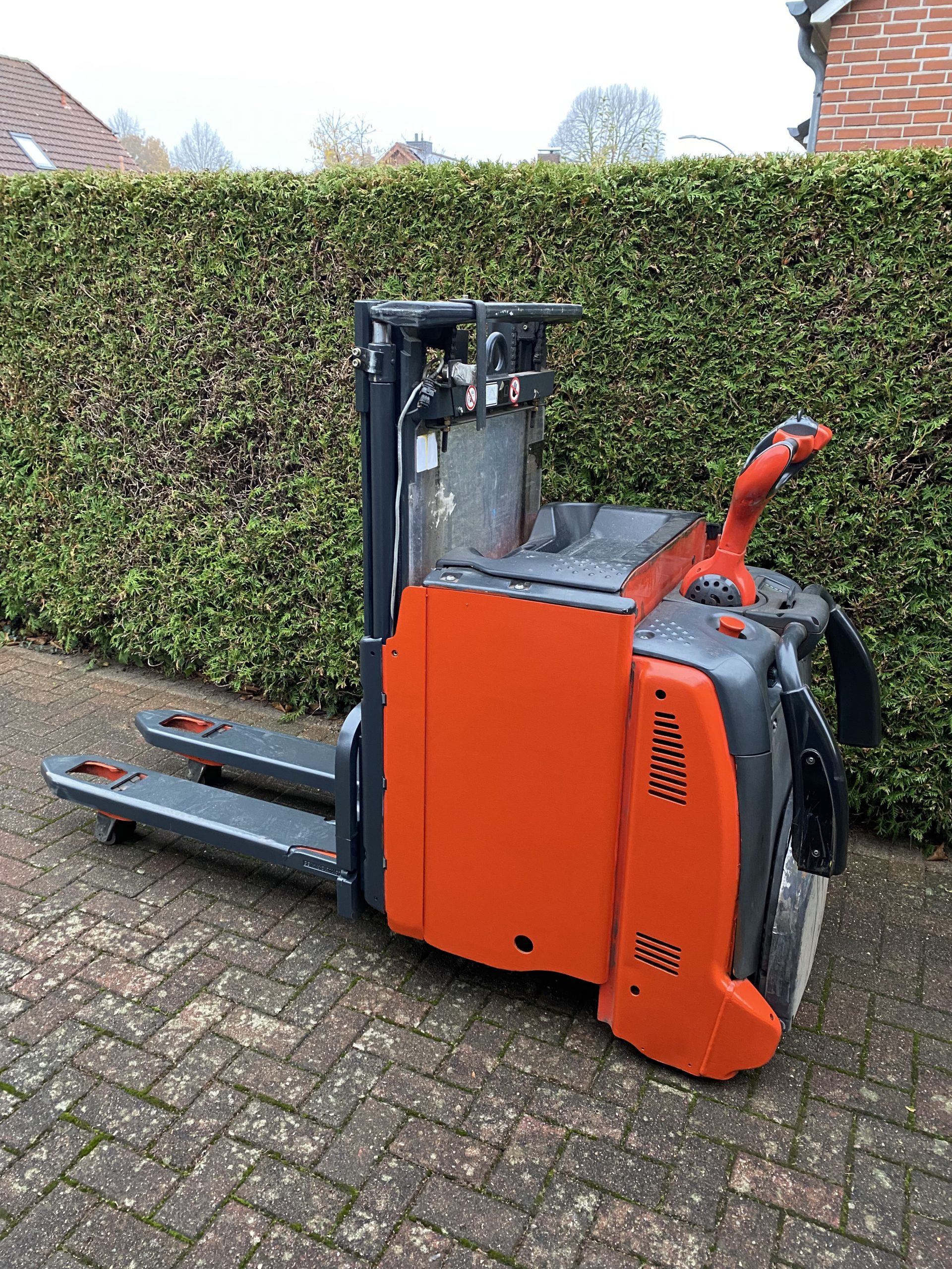 #1 Linde L12L AP Hochhubwagen – Bild 2